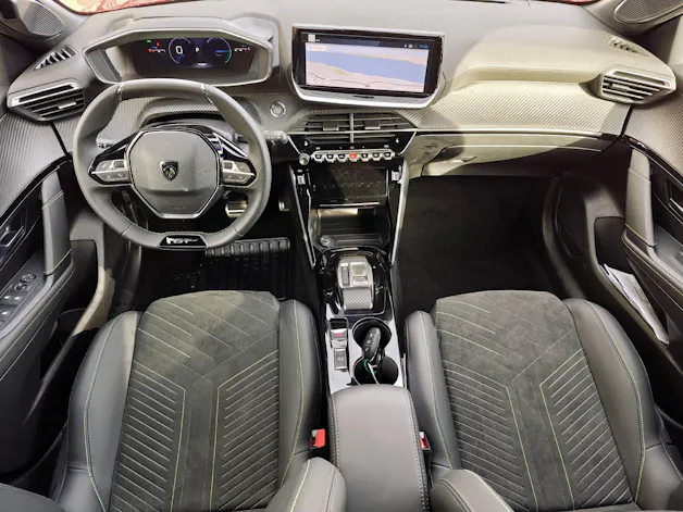 PEUGEOT 208 1.2 Hybrid 145 GT Exclusive
