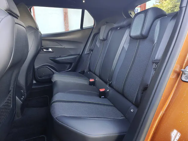PEUGEOT 2008 1.2 PureTech 155 GT