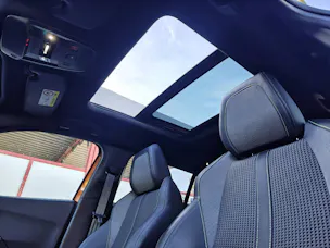 PEUGEOT 2008 1.2 PureTech 155 GT