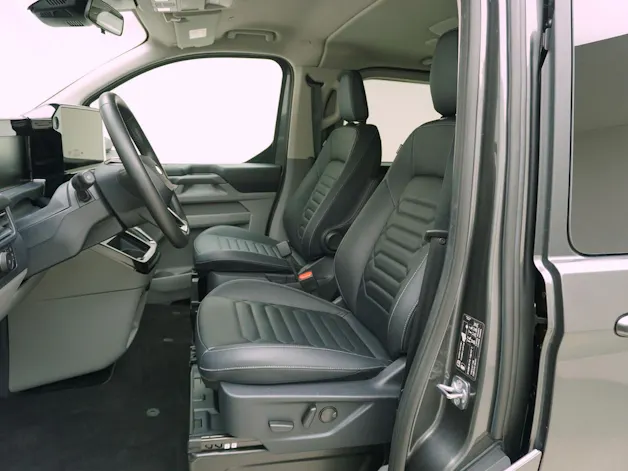 FORD Tourneo Custom 320 L1 2.0 TDCI 4x4 Titanium