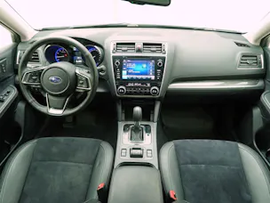 Subaru Outback 2.5i Luxury
