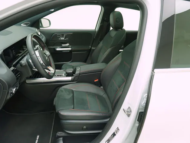 MERCEDES-BENZ GLA-Klasse GLA 220 d AMG Line 4matic