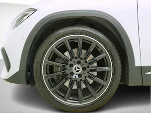 MERCEDES-BENZ GLA-Klasse GLA 220 d AMG Line 4matic