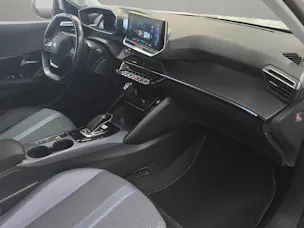 PEUGEOT e-2008 Allure