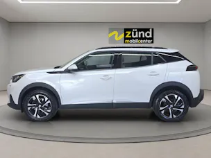 PEUGEOT e-2008 Allure