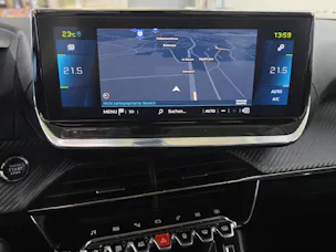 PEUGEOT e-2008 Allure