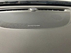 https://vehicle.imgix.net/4533799/214292b1-3edc-4303-82c8-9c120978c6e8.jpg