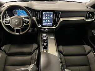 VOLVO V60 2.0 B4 Plus Dark