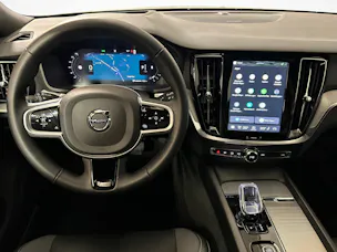 VOLVO V60 2.0 B4 Plus Dark