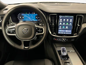 immagine del veicolo VOLVO V60 2.0 B4 Plus Dark