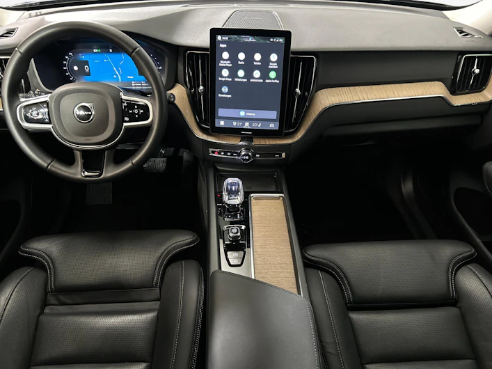 image du véhicule VOLVO XC60