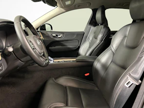 image du véhicule VOLVO XC60 2.0 T8 TE Plus Dark eAWD