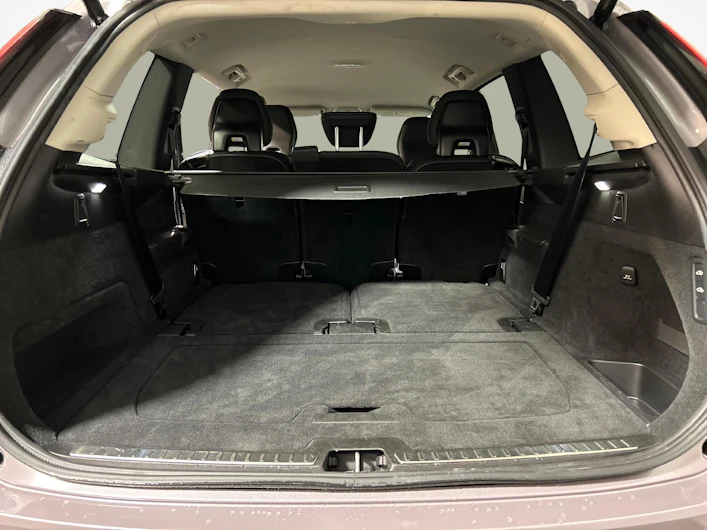 immagine del veicolo VOLVO XC90