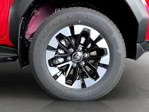 Toyota Hilux Double Cab.-Pick-up 2.8 D-4D MHEV 204 Style