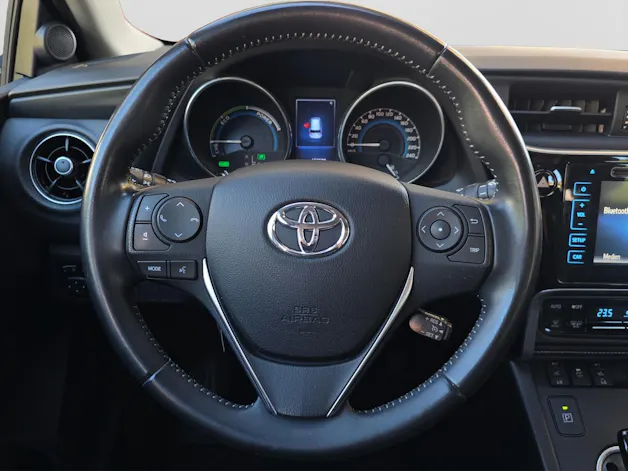 Toyota Auris Touring Sports 1.8 HSD Trend