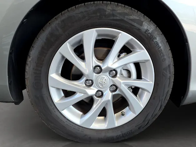 Toyota Auris Touring Sports 1.8 HSD Trend