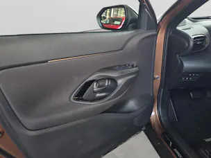 Toyota Yaris Cross 1.5 VVT-i HSD Premium AWD-i