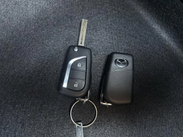 MAZDA 2 1.5 Hybrid Centre-Line