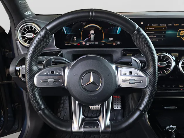 MERCEDES-BENZ A 35 AMG 4matic