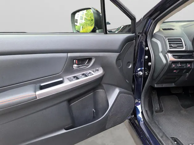 Subaru XV 2.0i Swiss Three