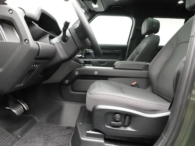 Land Rover Defender 110 3.0 D I6 350 Vertex
