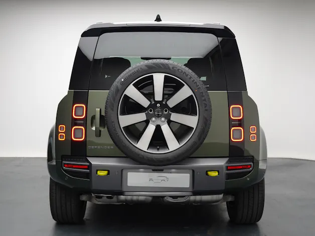 Land Rover Defender 110 3.0 D I6 350 Vertex