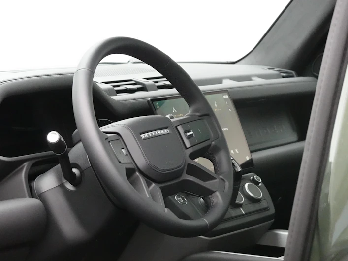 Fahrzeugbild LAND ROVER DEFENDER