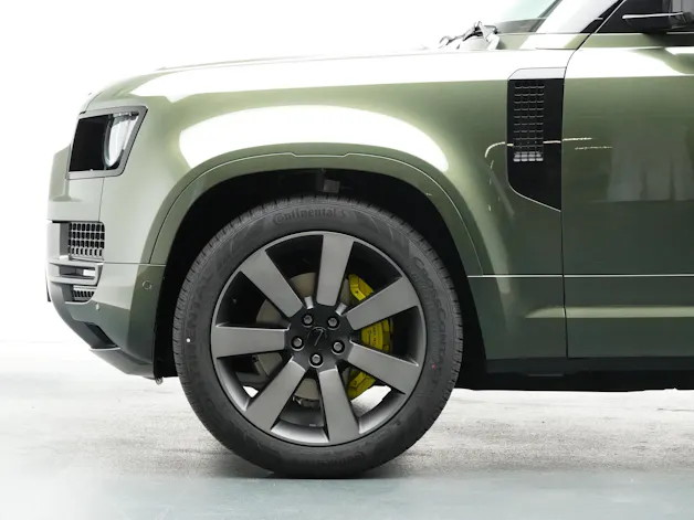 Land Rover Defender 110 3.0 D I6 350 Vertex