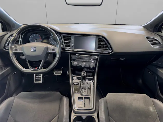 SEAT Leon ST 2.0 TSI 300 Cupra 4Drive DSG