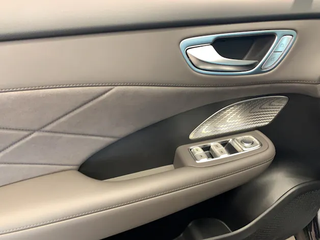 MG S6 EV 77 kWh Luxury