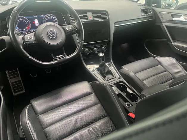 VW Golf VII 2.0 TSI R 310 4motion