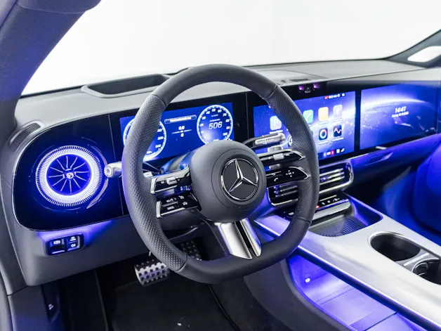 MERCEDES-BENZ CLA 350 4MATIC EQ