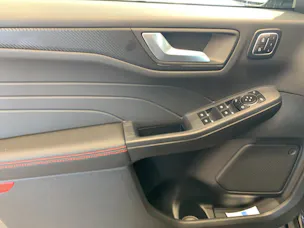 FORD Kuga 2.5 Hybrid ST-Line X 4x4