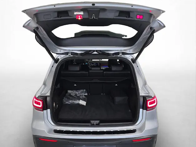 MERCEDES-BENZ EQB 350 AMG Line 4Matic