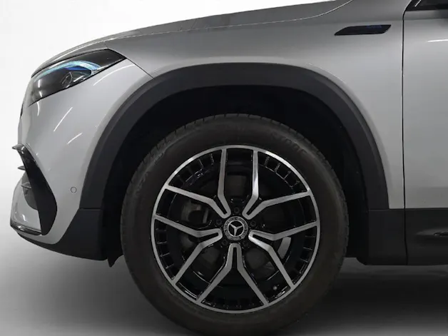 MERCEDES-BENZ EQB 350 AMG Line 4Matic