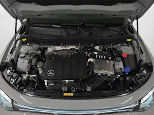 MERCEDES-BENZ GLB 220 AMG Line 4Matic