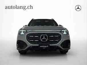 MERCEDES-BENZ GLB 220 AMG Line 4Matic
