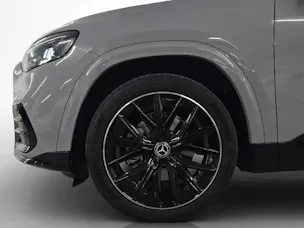 MERCEDES-BENZ GLB 220 AMG Line 4Matic