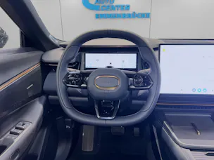 Lynk & Co 08 1.5 PHEV More