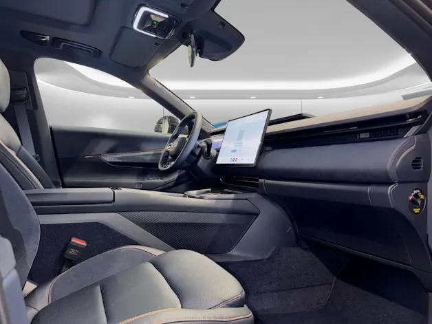 Lynk & Co 08 1.5 PHEV More
