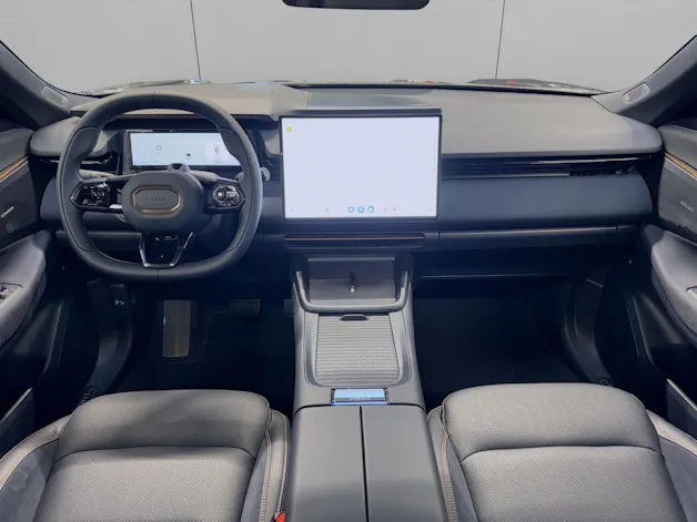 Lynk & Co 08 1.5 PHEV More