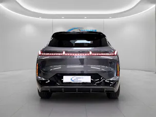 Lynk & Co 08 1.5 PHEV More