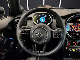 MINI F56 Cooper SE