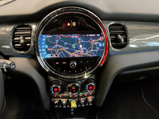 MINI F56 Cooper SE
