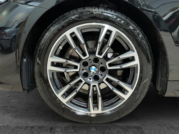 BMW 5er Reihe G61 Touring 520d xDrive