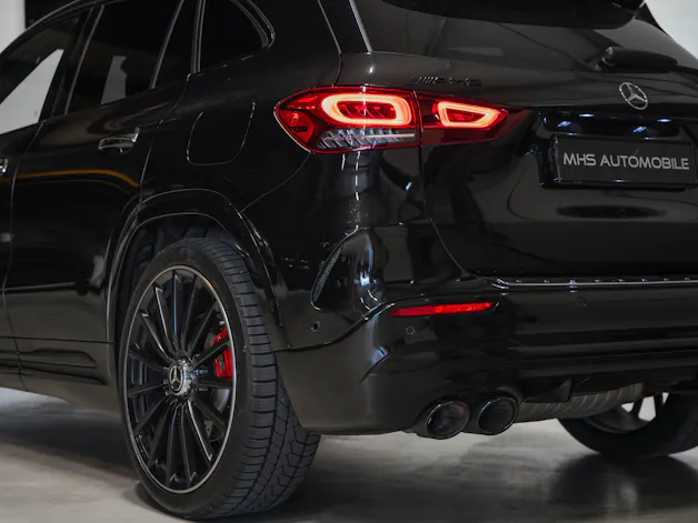 MERCEDES-BENZ GLA-Klasse H247 GLA 45 S AMG 4matic+