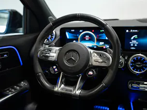 MERCEDES-BENZ GLA-Klasse H247 GLA 45 S AMG 4matic+