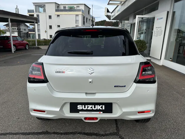 Suzuki Swift 1.2 Piz Sulai Top Hybrid 4x4