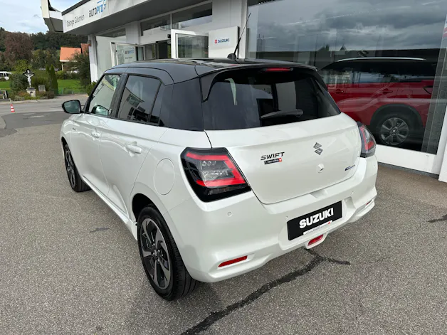 Suzuki Swift 1.2 Piz Sulai Top Hybrid 4x4