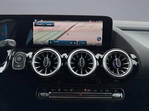 MERCEDES-BENZ GLA-Klasse H247 GLA 35 AMG 4matic